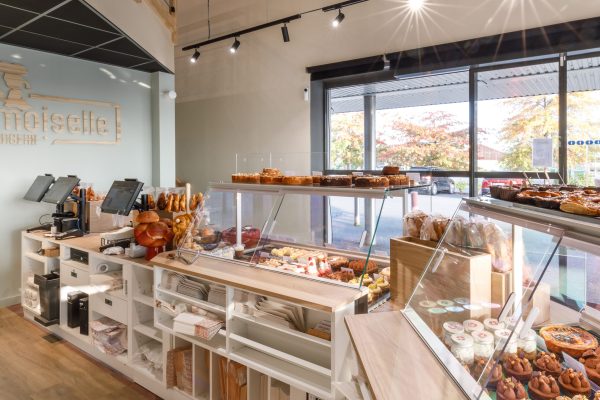 Fermeture arrière de vitrine réfrigérée